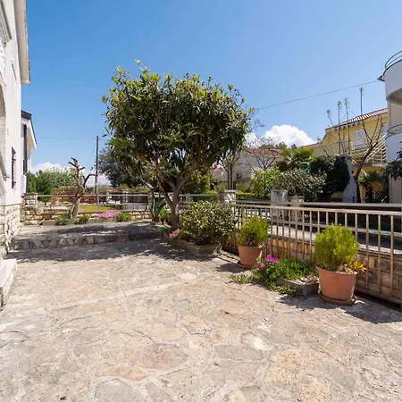 Apartman In - Zadar Riviera 7842 Petrčane